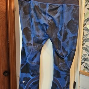 Lululemon athletica Navy and Black Floral Leggings